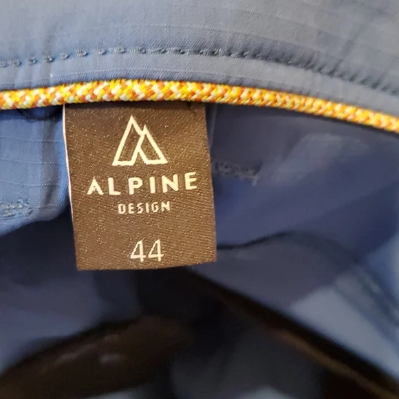 Alpine Outdoor Shorts - Picture 6 of 8